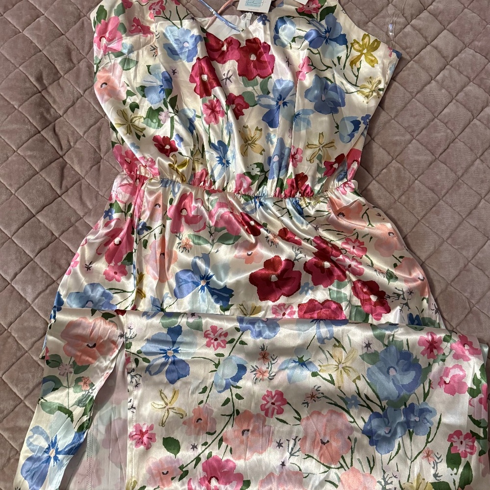By Egreis  Midi dress with slit